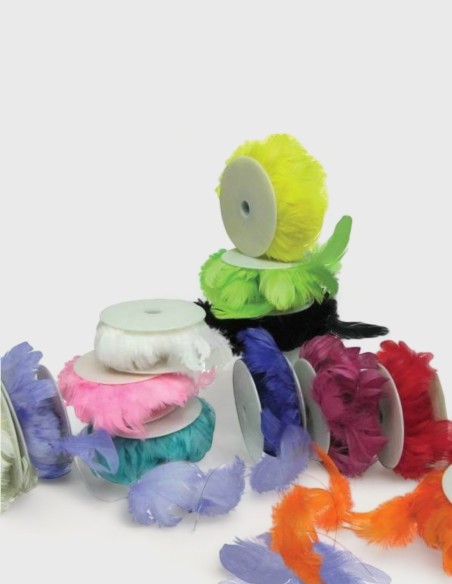 Rollo de Plumas Decorativas 5m. (50% descuento)