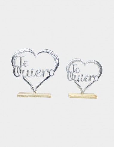 Corazón "Te Quiero" de Aluminio con Base Madera